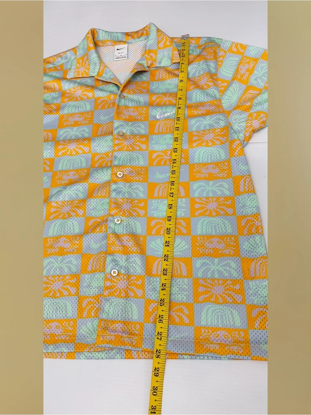 Nike Sportswear Mesh Cruise Vacation Button Up Shirt - M